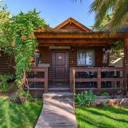 Belfer's Dead Sea Cabins Neot HaKikar Exterior foto