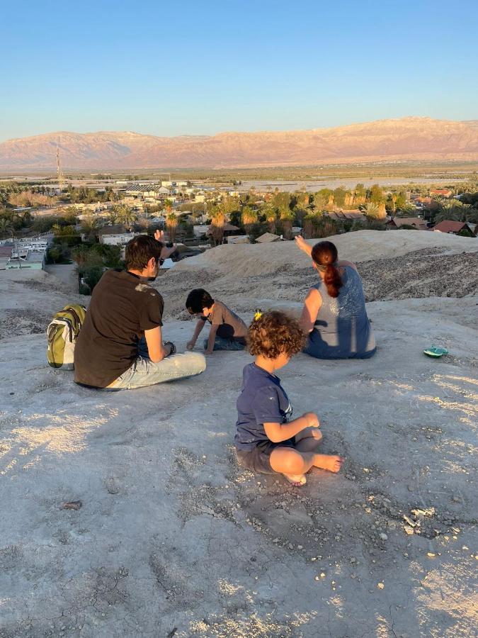 Belfer's Dead Sea Cabins Neot HaKikar Exterior foto